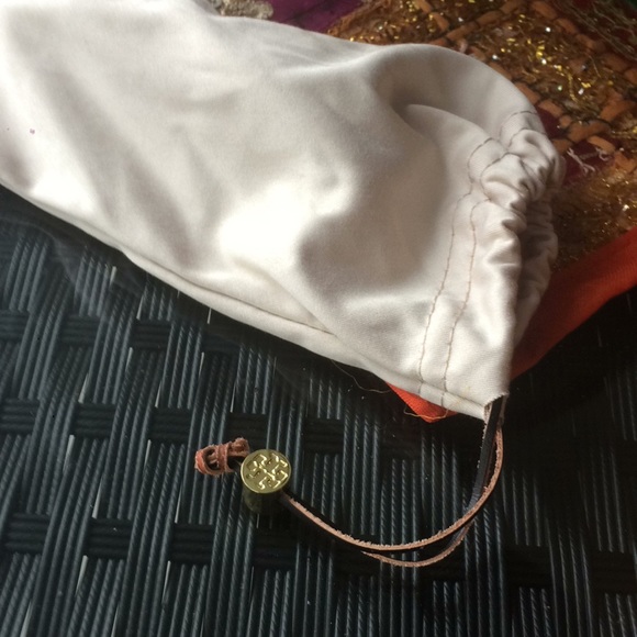 Tory Burch - Picture 4 of 8